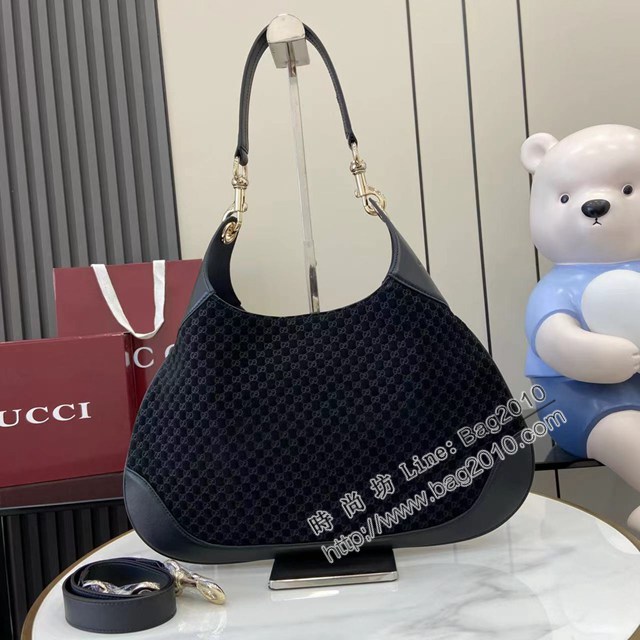 Gucci專櫃古馳最新款Body雙鎖扣肩背包 jh2928型號：834981